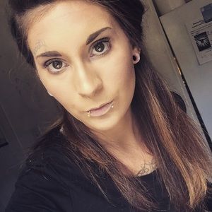 Meet your Posher, Bianca